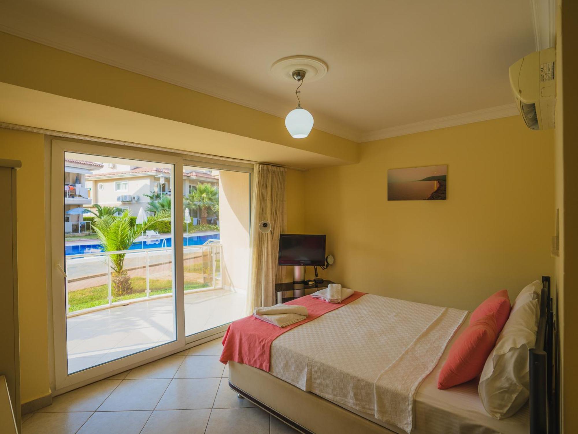 Sunset Beach Club Aqua Lettings Fethiye Extérieur photo