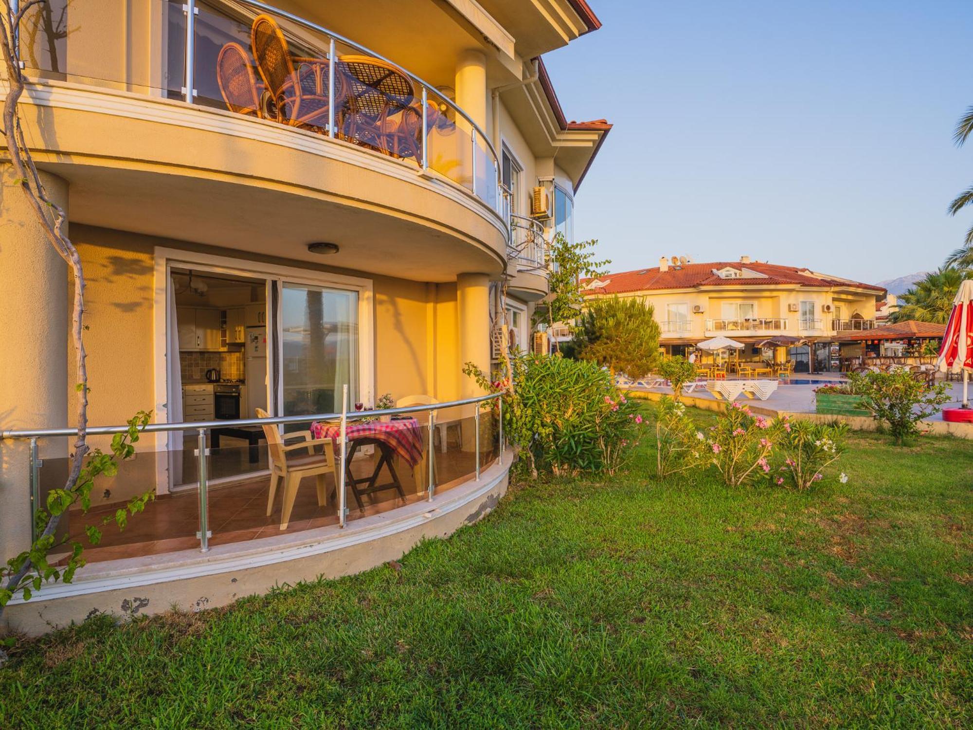 Sunset Beach Club Aqua Lettings Fethiye Extérieur photo