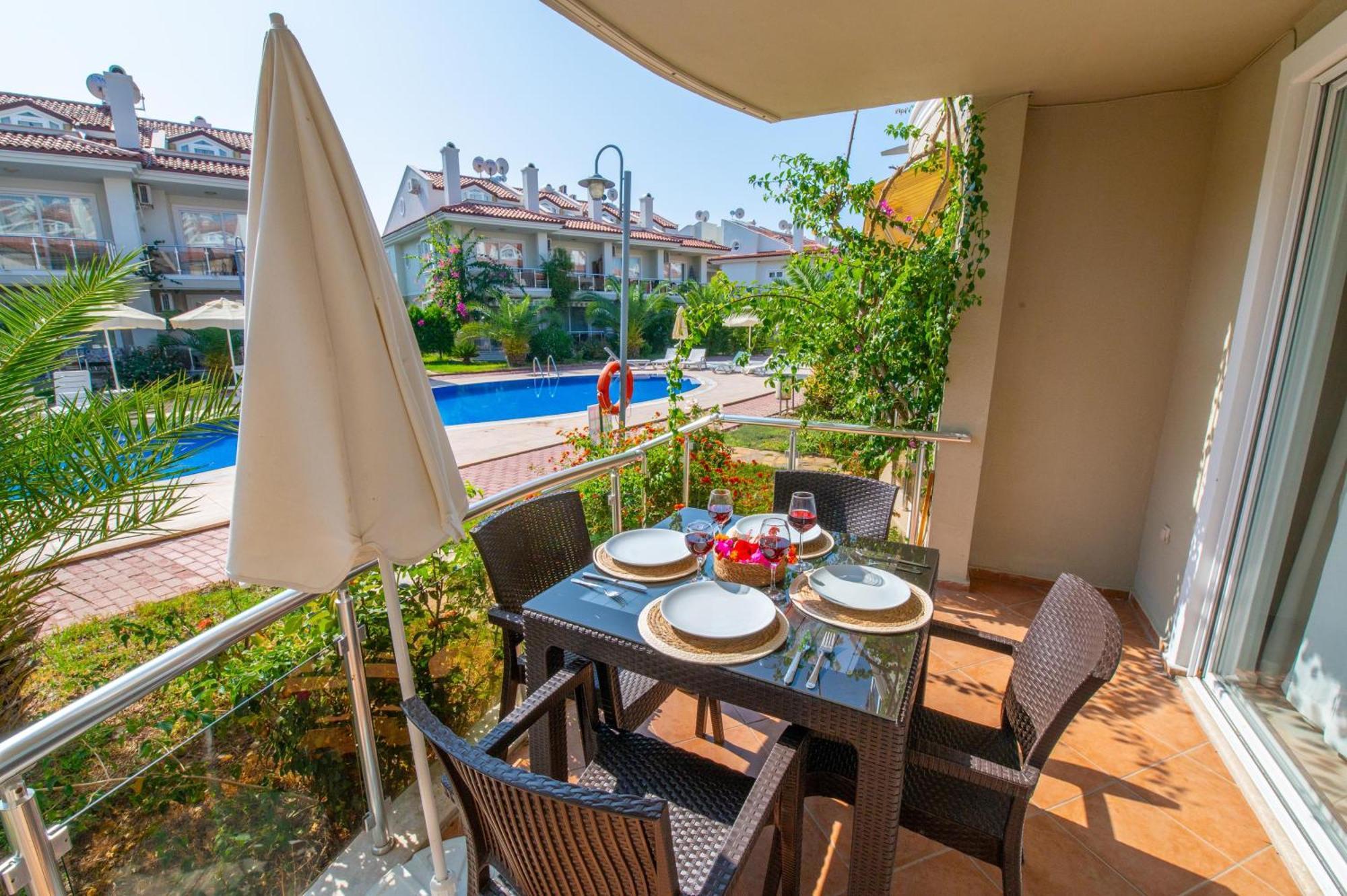 Sunset Beach Club Aqua Lettings Fethiye Extérieur photo