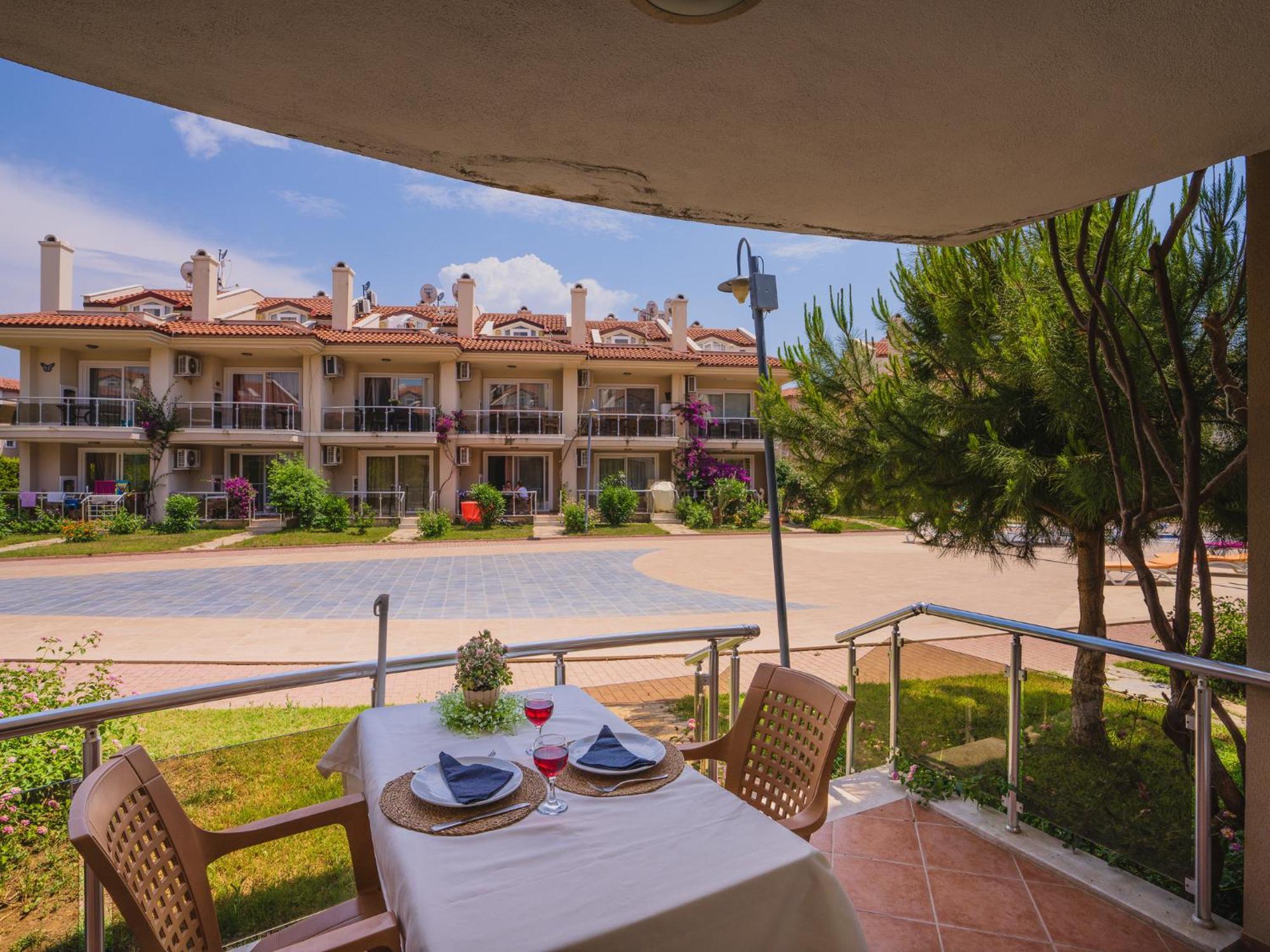 Sunset Beach Club Aqua Lettings Fethiye Extérieur photo