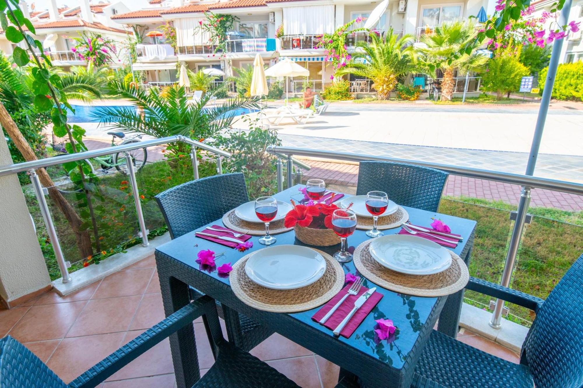 Sunset Beach Club Aqua Lettings Fethiye Extérieur photo