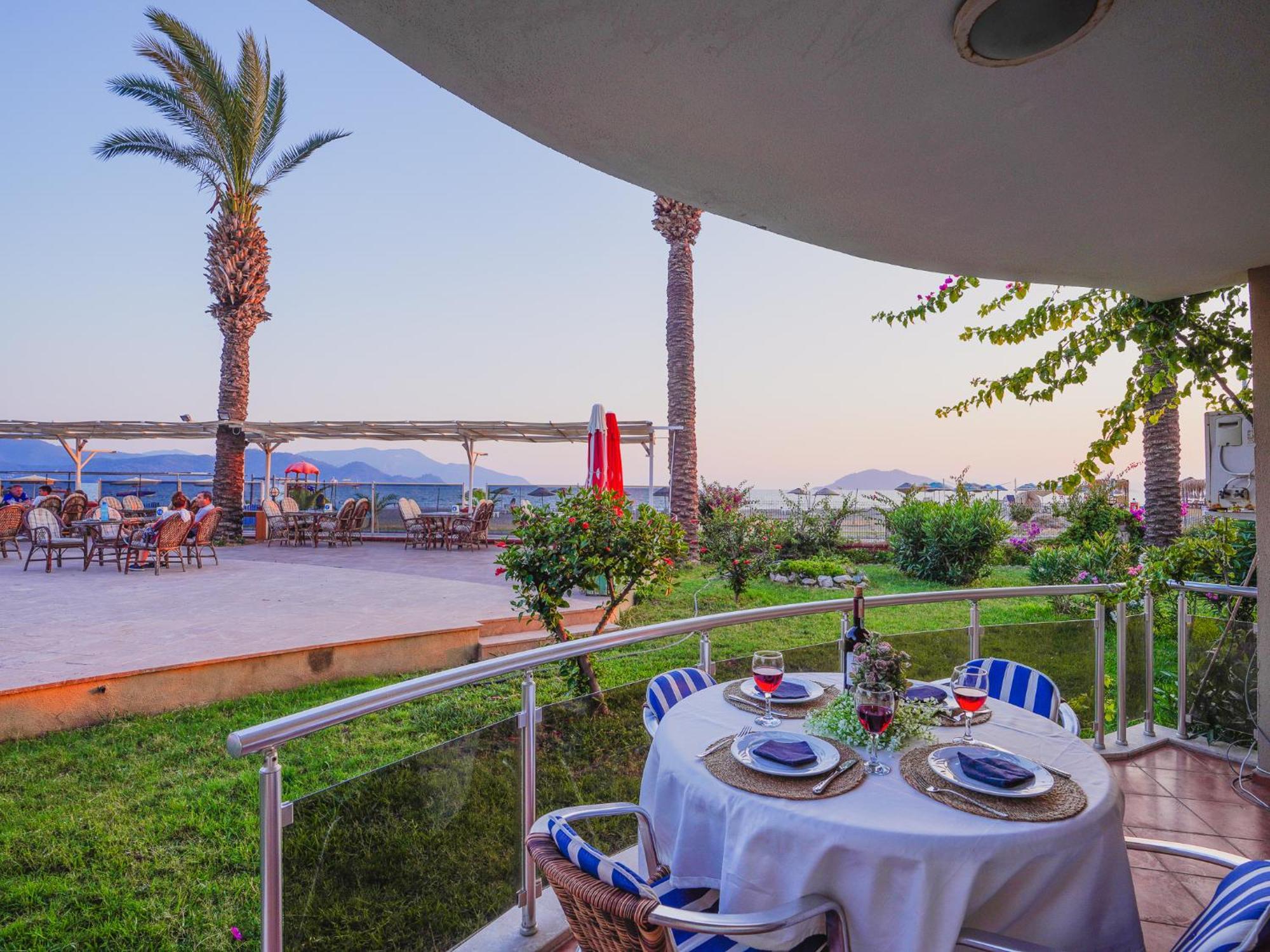 Sunset Beach Club Aqua Lettings Fethiye Extérieur photo